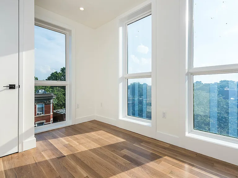 182 Malcolm X Blvd #4B — Photo 12