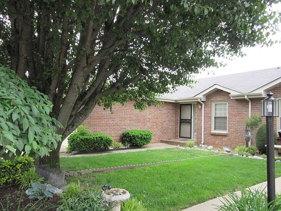 2nd image of 1200 Riverwood Pl