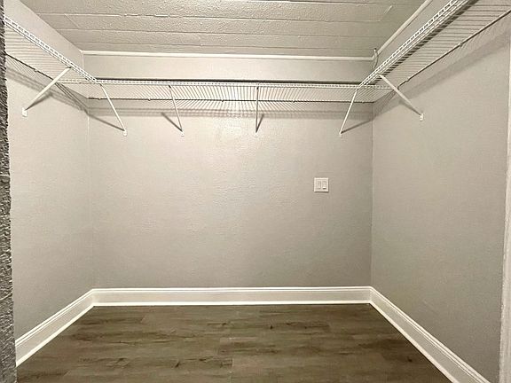 Large primary walk-in closet