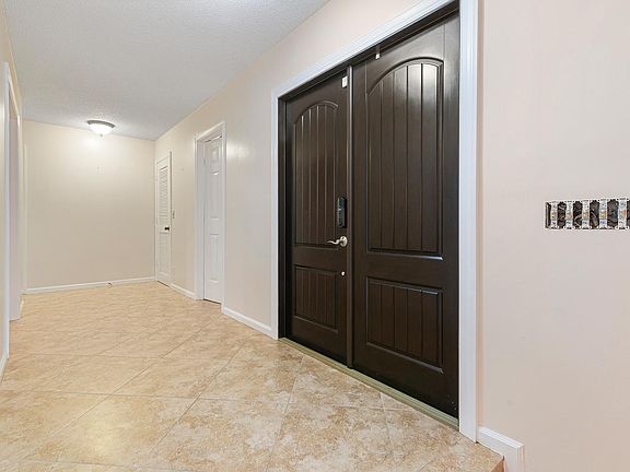 Home For Sale In South Shore