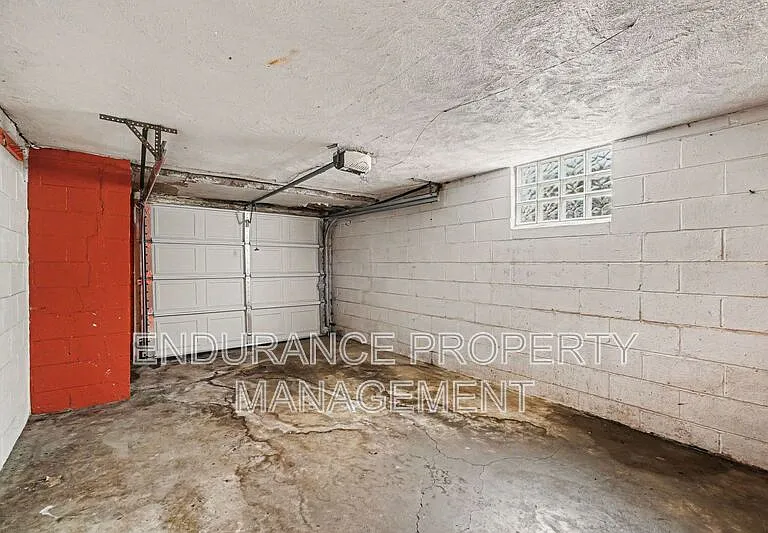 937 Grand Ave — Photo 19
