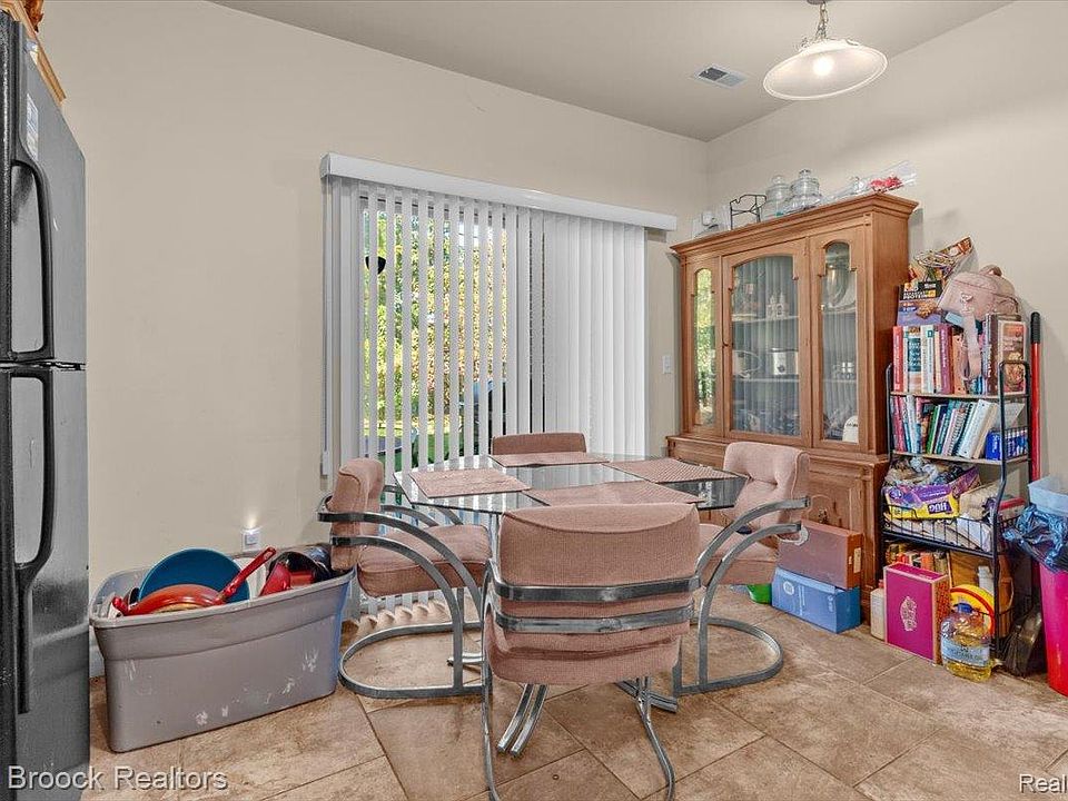 1151 Chestnut St, photo 9