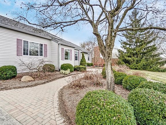 5th image of 936 Ashcreek Dr