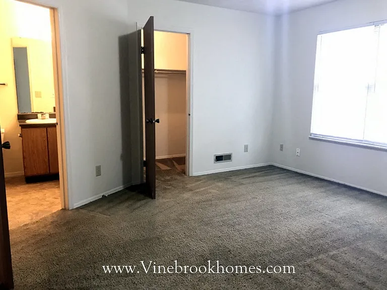 6372 Nightwind Ct — Photo 7