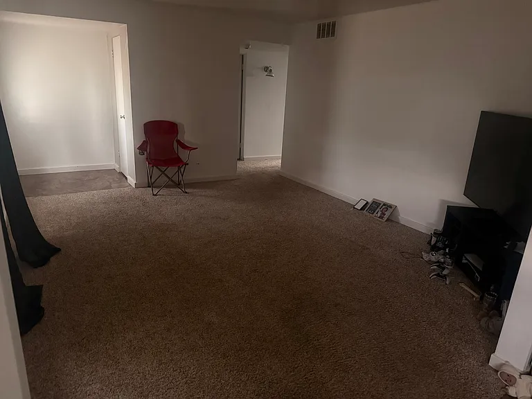 5080 S 4420 W — Photo 3
