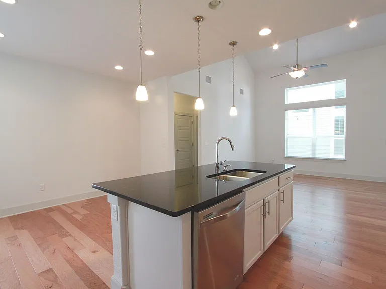 1507 Homespun Rd — Photo 30