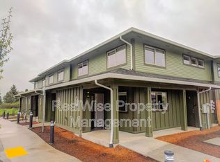 8300 SE Flavel St #105, Portland, OR