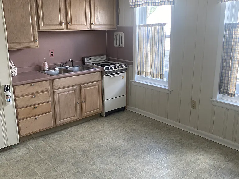 306 McClellan Ave #2 — Photo 9