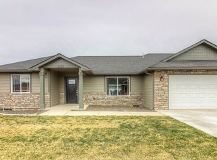 8315 Westbrook Ave, Yakima, WA 98908