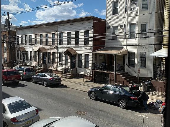 5th image of 3326 Palisade Ave APT B1