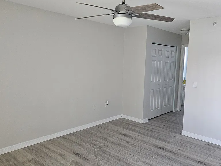 8274 Key Royal Cir #1026 — Photo 17