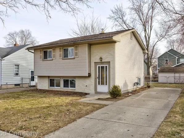 1501 Hoffman Ave, Royal Oak, MI 48067