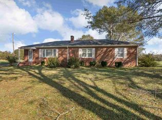 1046 Rainbow Lake Rd, Inman, SC 29349