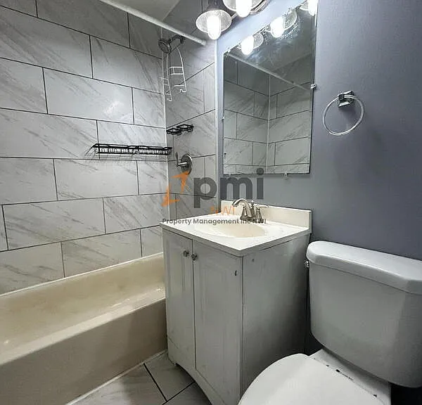 2166 Wisconsin St — Photo 6