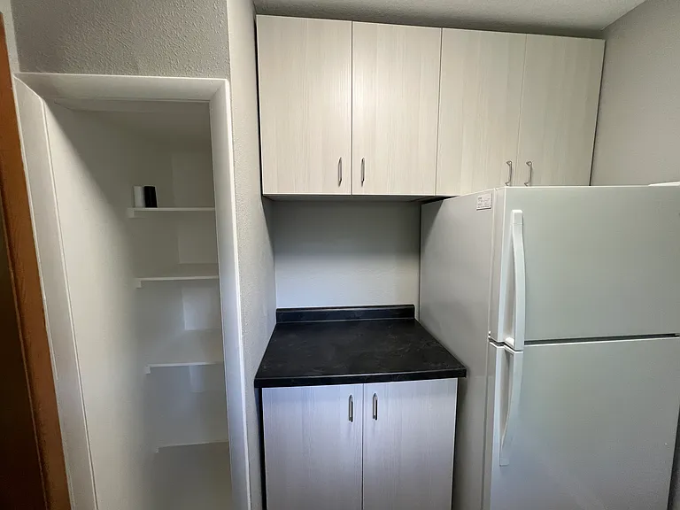 309 Valley Dr #B — Photo 4
