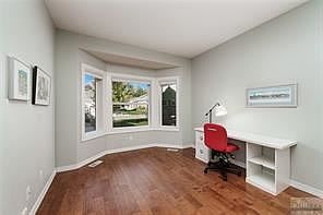 5th image of 2215 Remington Sq