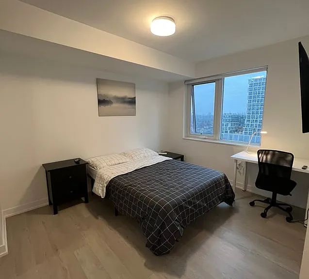 44 Lillian St #1502B — Photo 1