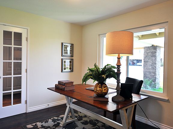 5th image of 528 Camaritas Dr