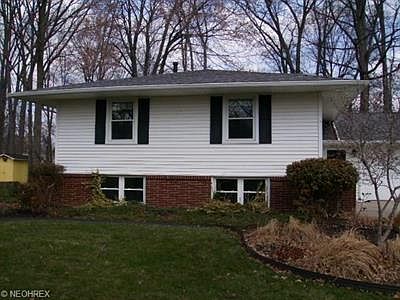2nd image of 8165 Cherry Hill Dr NE