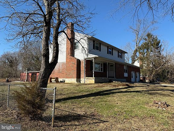4th image of 2498 N West Blvd
