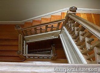 2nd image of 702 Broderick St