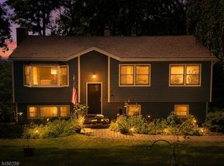 11 Hillsdale Dr, Sussex, NJ 07461