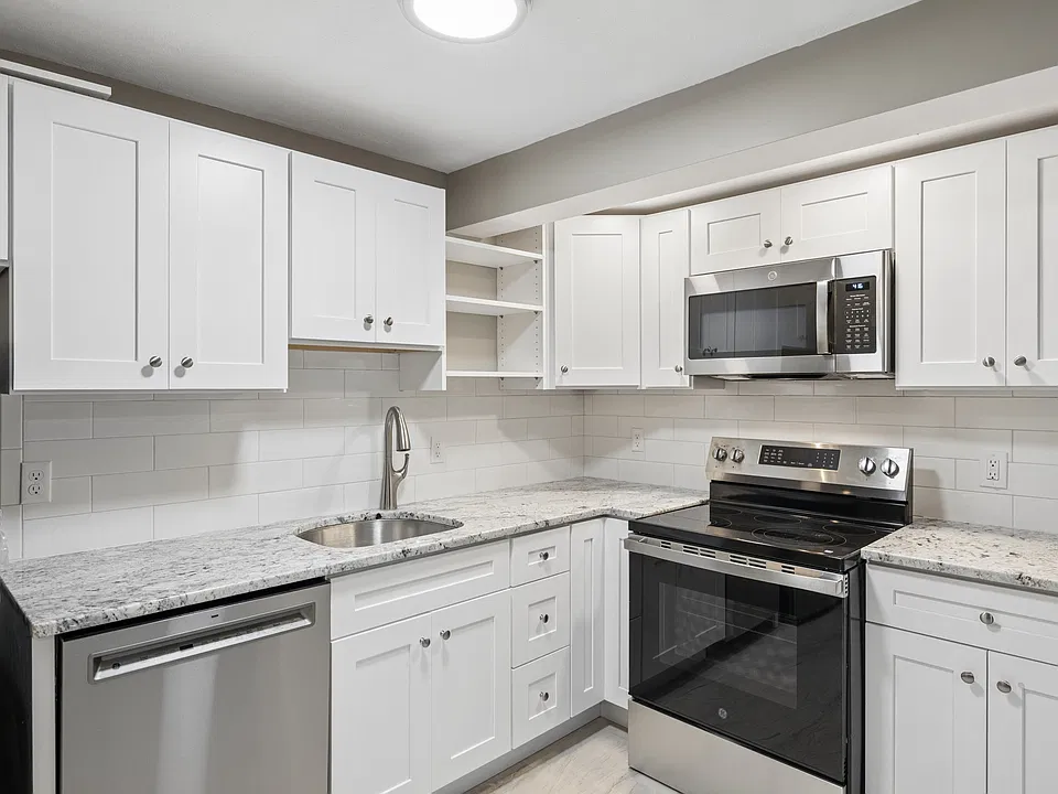 48-50 Harvard Ave #50-B2
