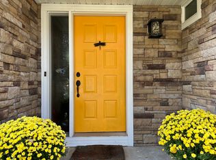 810 Bristol Ln NE, Rochester, MN 55906