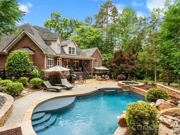 211 Anniston Way, Davidson, NC 28036