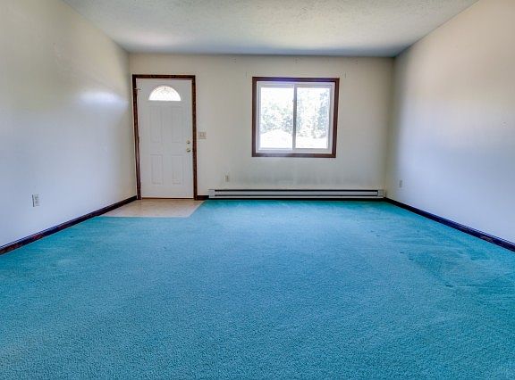 3rd image of 359 Deepwood Ln