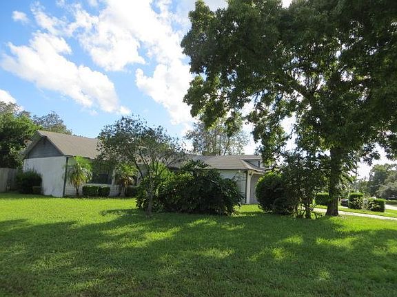 3rd image of 3161 Telford Ln