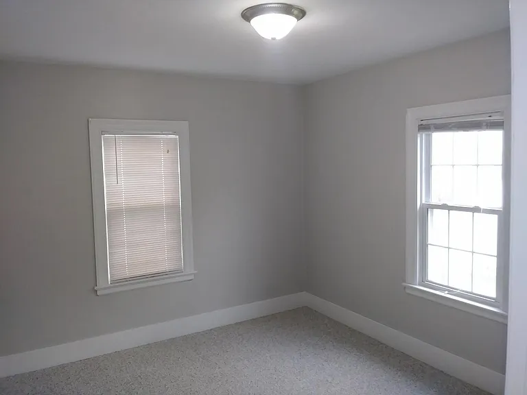 4345 Lowe Rd — Photo 8