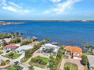 5249 Nautilus Dr, Cape Coral, FL 33904