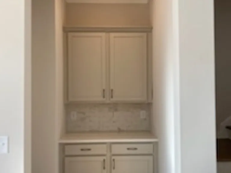 840 Kenway Ave — Photo 6