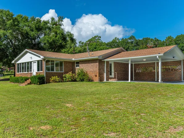 1098 Anderson St, Crestview, FL 32536