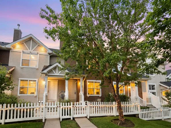 361 SW Elgin Gdns SE, Calgary, AB T2Z 4T5