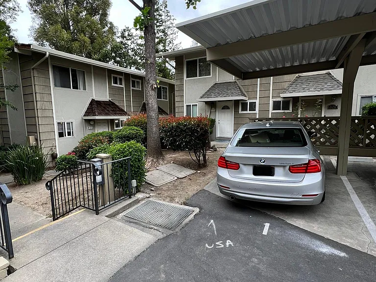 394 Ilo Ln #201 — Photo 31