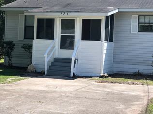 121 Dickson Bay Rd, Panacea, FL 32346