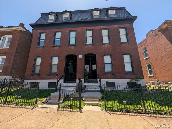 2742 Osage St, Saint Louis, MO 63118