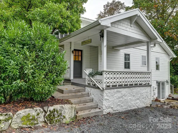 95 Arco Rd, Asheville, NC 28805