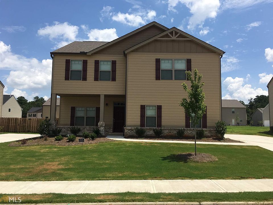 2nd image of 150 Oakwood Dr