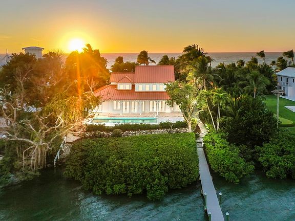 2nd image of 15771 Captiva Dr