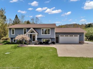 4347 Brown Rd, Metamora, MI 48455