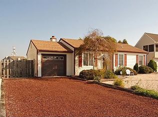 726 Newell Ave, Manahawkin, NJ