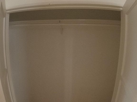 4th image of 5928 Melrose Ave APT 4