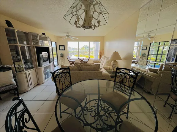 2309 S Cypress Bend Dr APT 414C, Pompano Beach, FL 33069