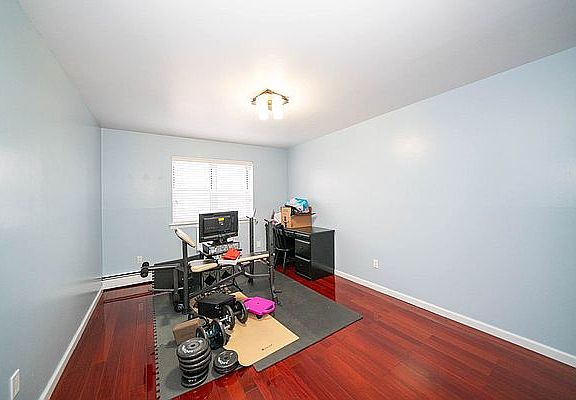 5th image of 20-52 36th St #4