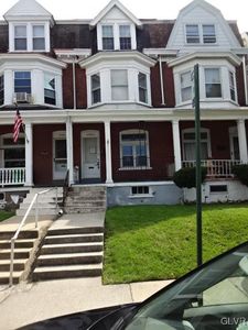 1744.5 W Chew St, Allentown, PA, 18104