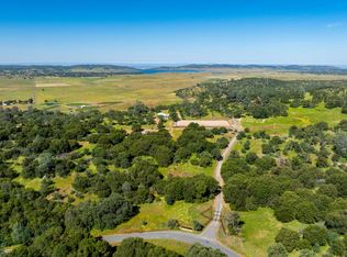 2800 Hunt Rd, Farmington, CA 95230