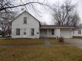 821 W 4th St, Boone, IA 50036